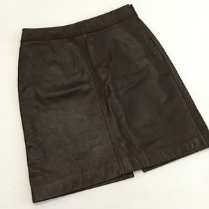 Old Navy Women’s Brown Genuine Leather Skirt Size 6 EUC